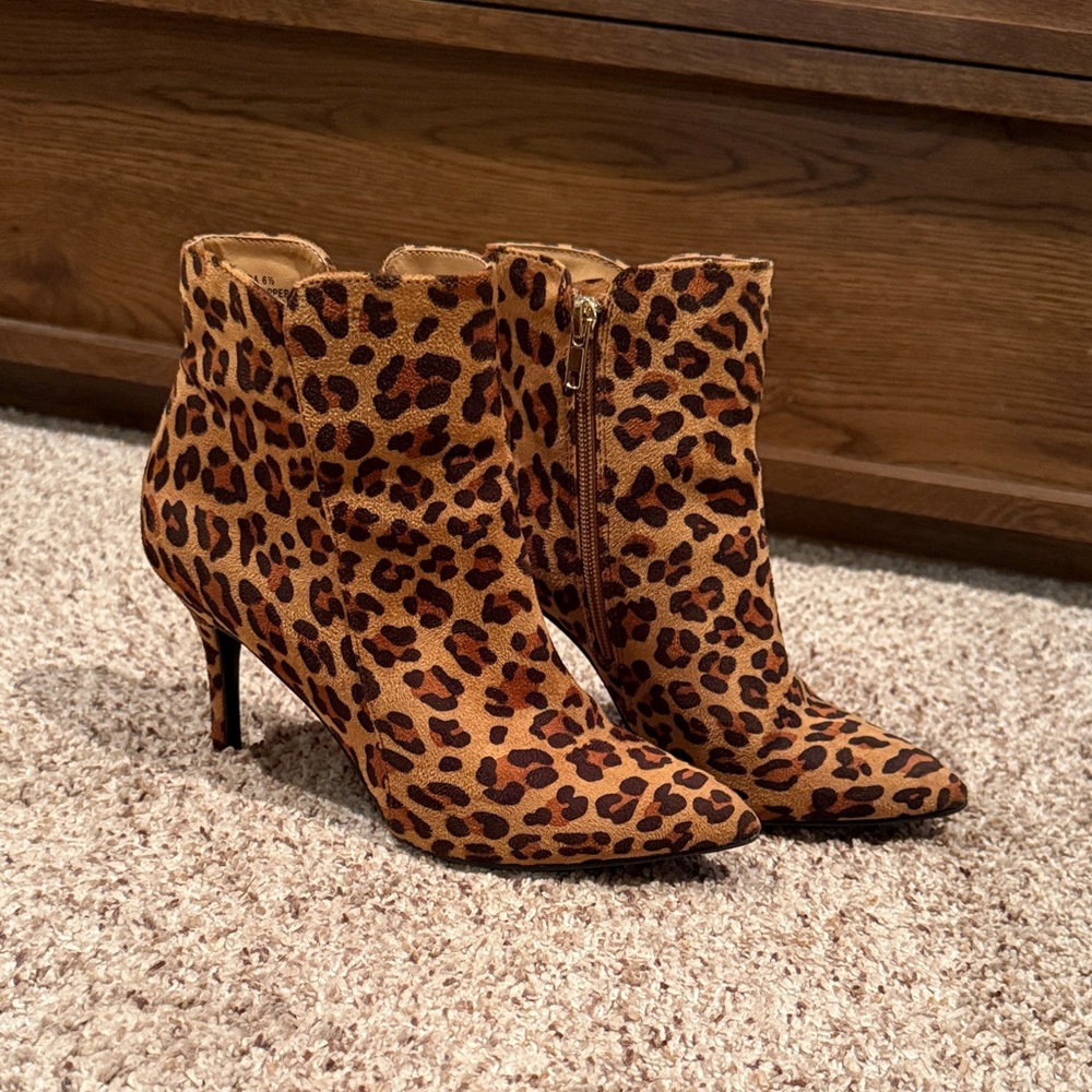 Leopard Print Heeled Booties